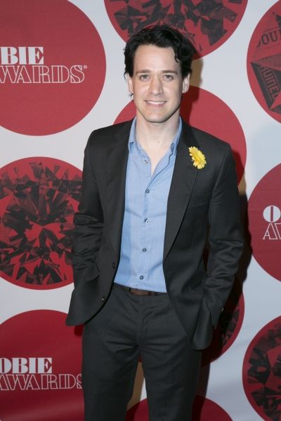 T.R. Knight Photo