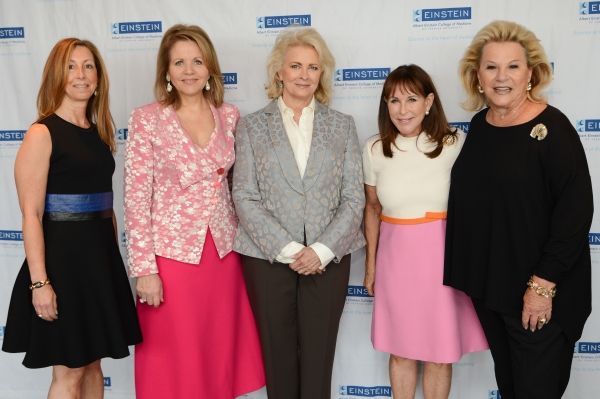Terri Goldberg, Renee Fleming, Candice Bergen, Andrea Stark, Carol Roaman Photo