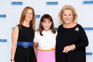 Terri Goldberg, Andrea Stark, Carol Roaman Photo