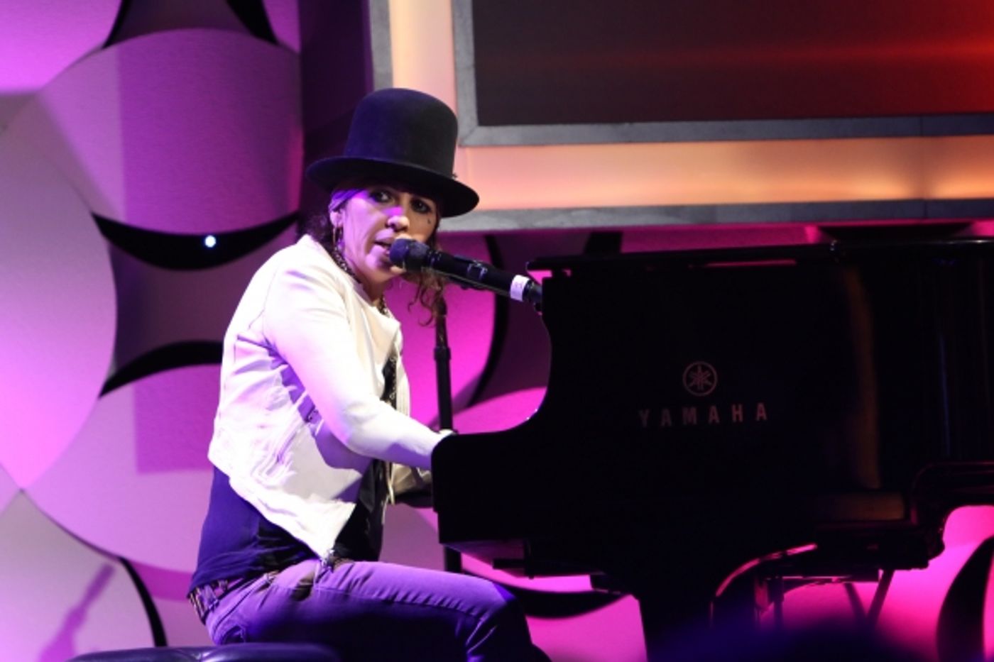 Photo Flash: Cicely Tyson, Maggie Gyllenhaal, Tracee Ellis Ross and More at Alliance for Women in Media's 2015 Gracies Awards  Image