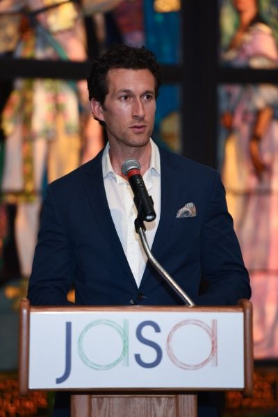 Aaron Lazar Photo