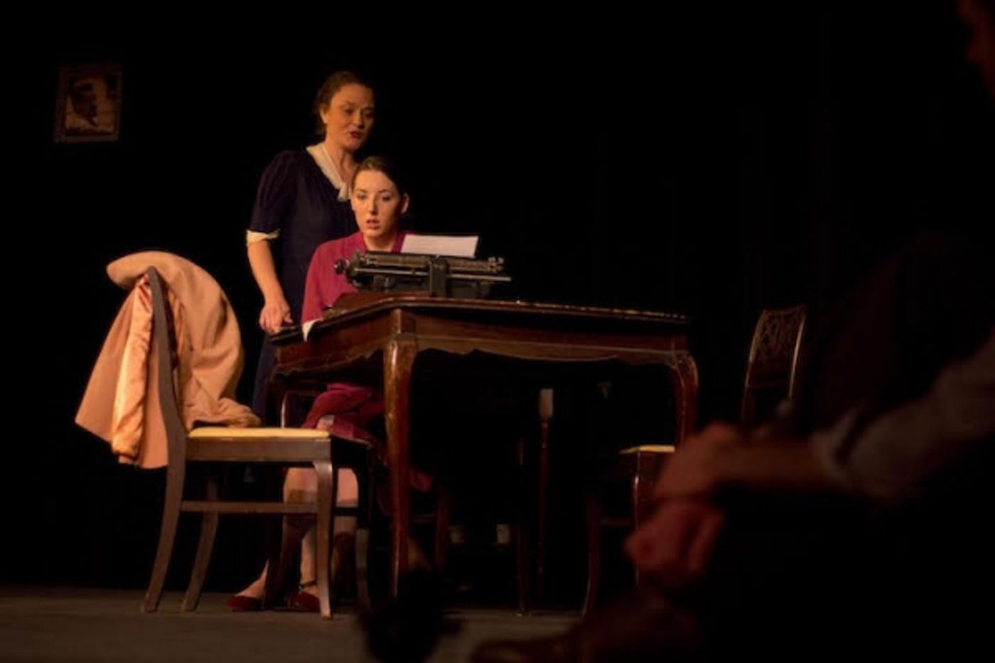 Photo Flash: First Look at Players Theatre's THE GLASS MENAGERIE  Image