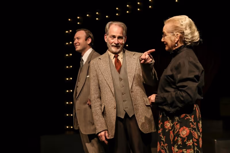 Photo Flash: First Look- CABARET at Tacoma Little Theatre — photo 1 of 16