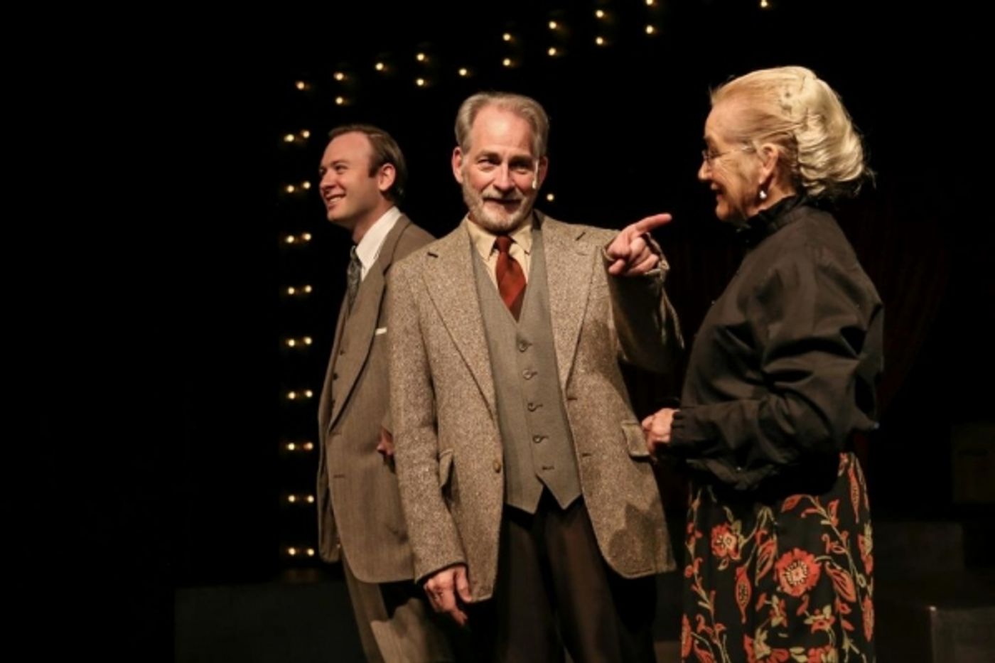 Photo Flash: First Look- CABARET at Tacoma Little Theatre  Image