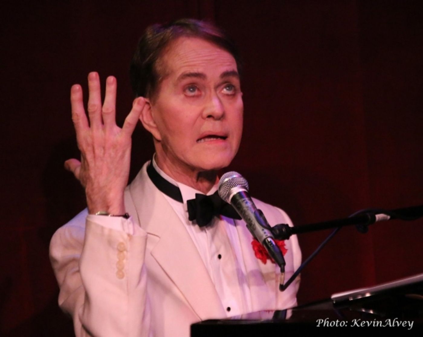 Photo Flash: Steve Ross Salutes Long Career and Legendary Songwriters at Birdland  Image