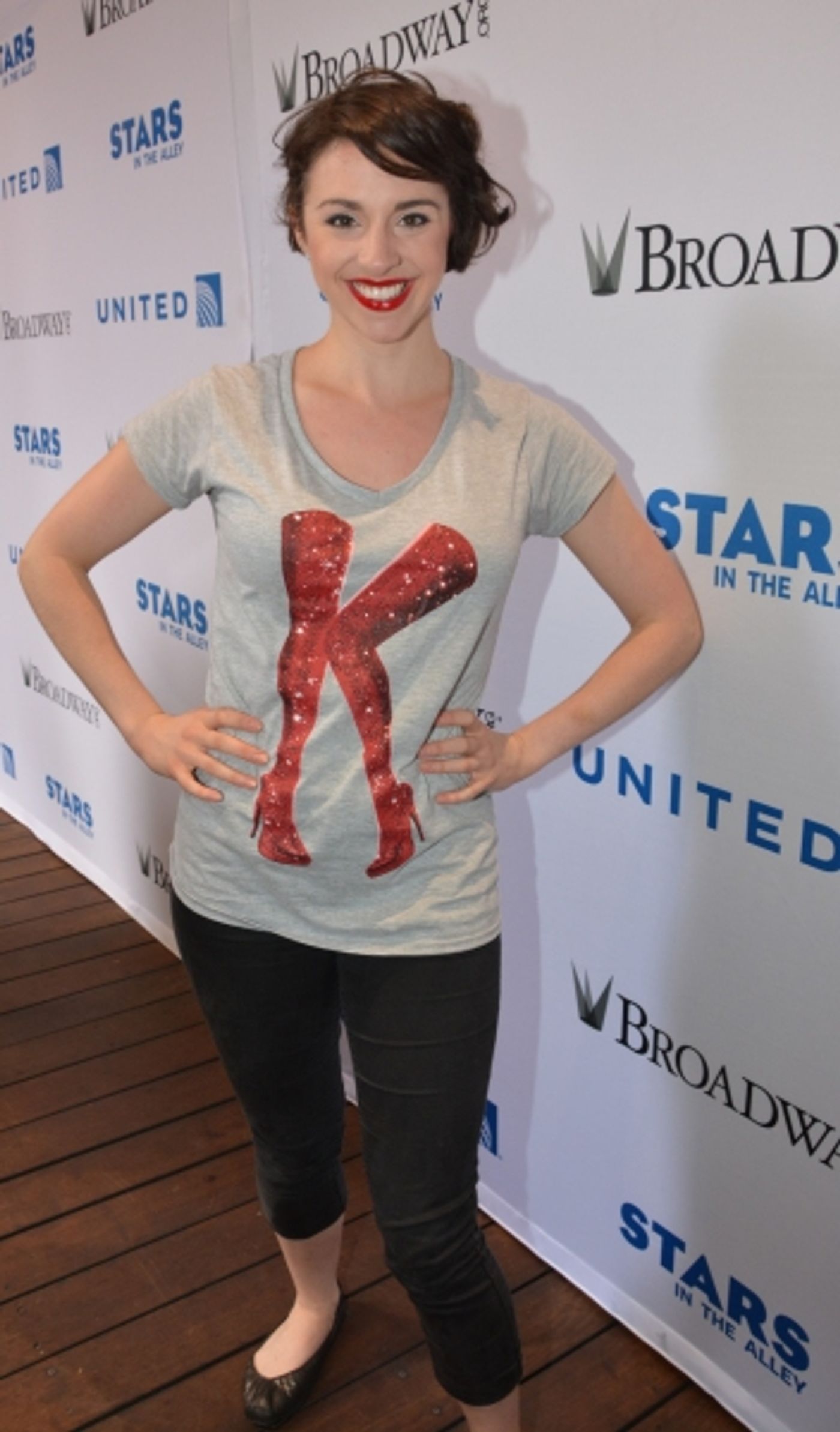 Photo Coverage: Hangin' with the Stars of 2015 Stars In The Alley!  Image