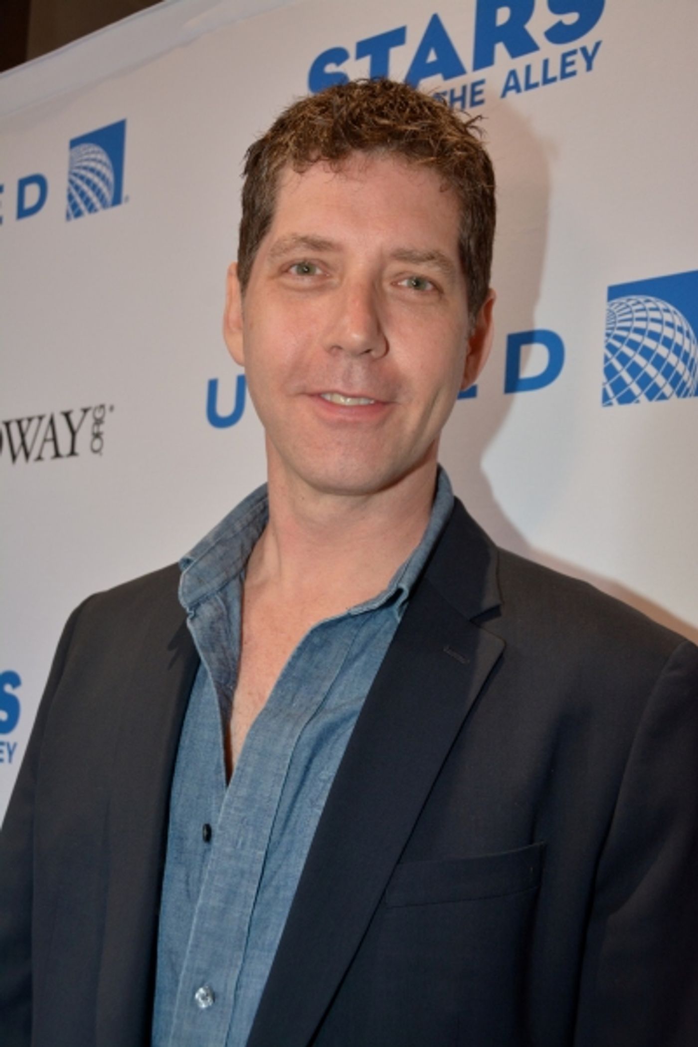 Photo Coverage: Hangin' with the Stars of 2015 Stars In The Alley!  Image