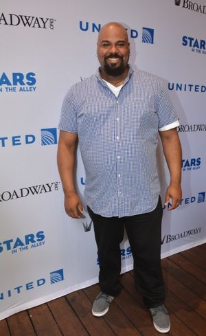 James Monroe Iglehart @ BroadwayWorld James Monroe Iglehart Photo