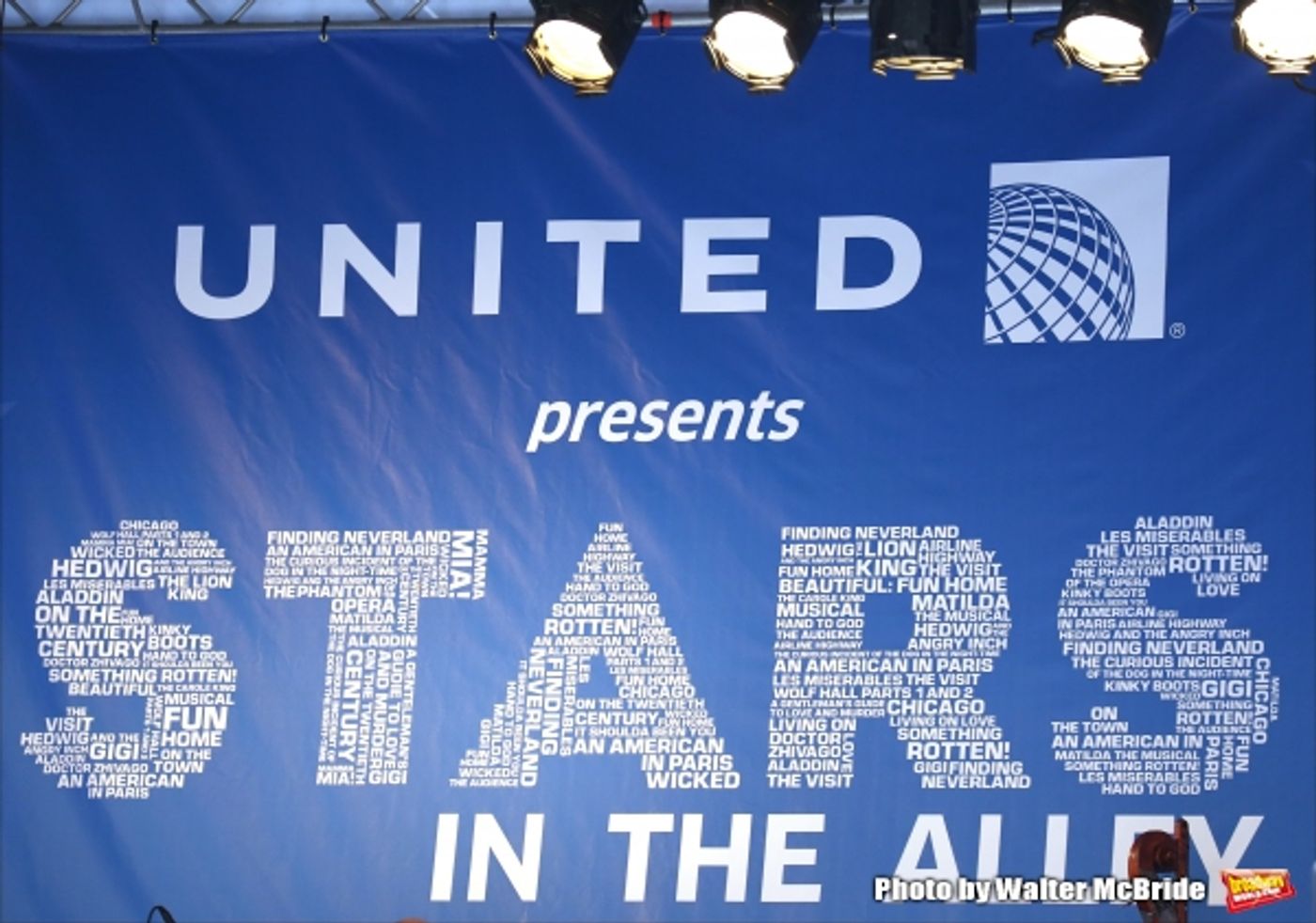 Photo Coverage: Singin' in the Street! Broadway Unites for Another Year of Stars in the Alley - Part One  Image