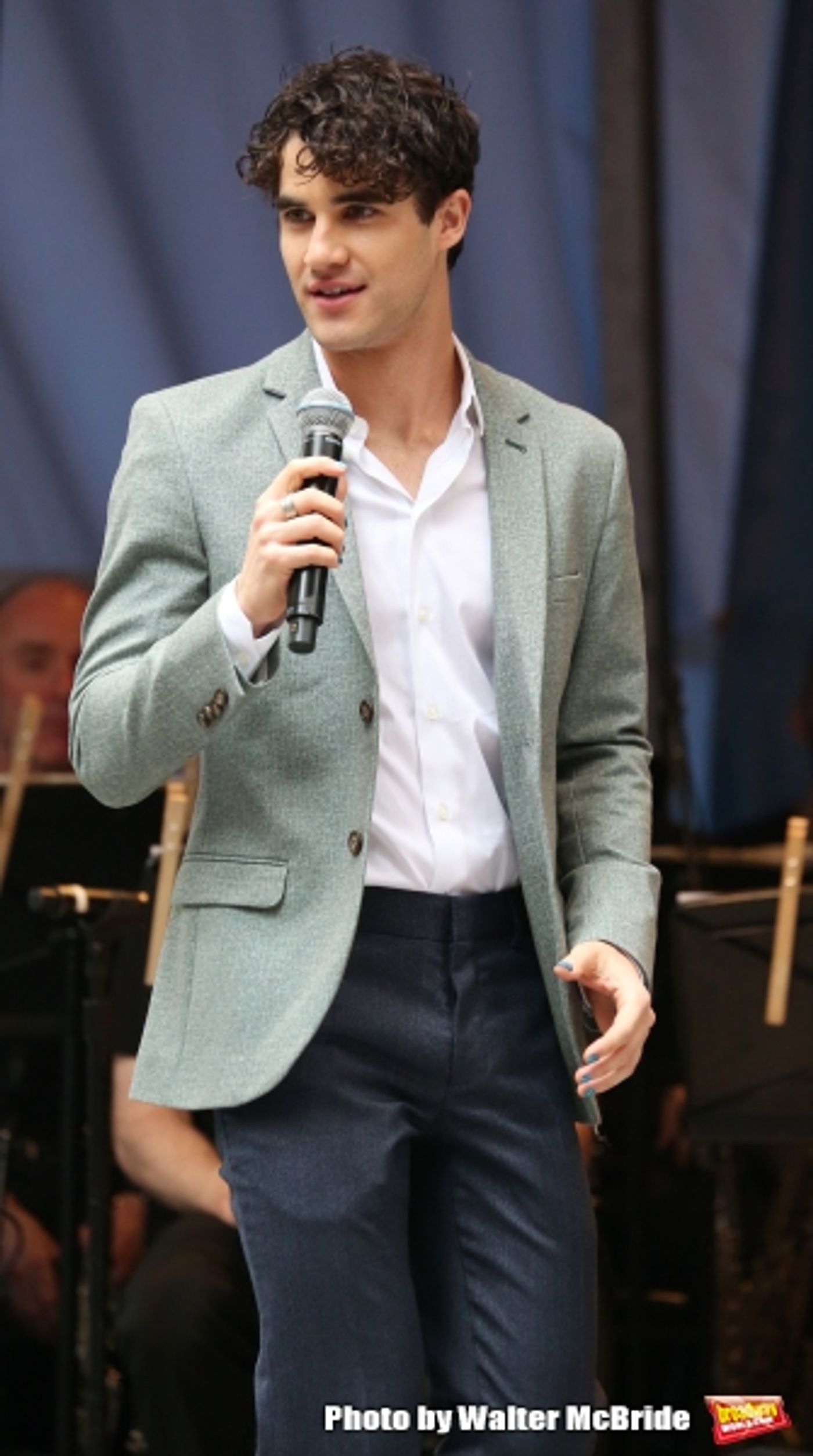 Photo Coverage: Singin' in the Street! Broadway Unites for Another Year of Stars in the Alley - Part One  Image