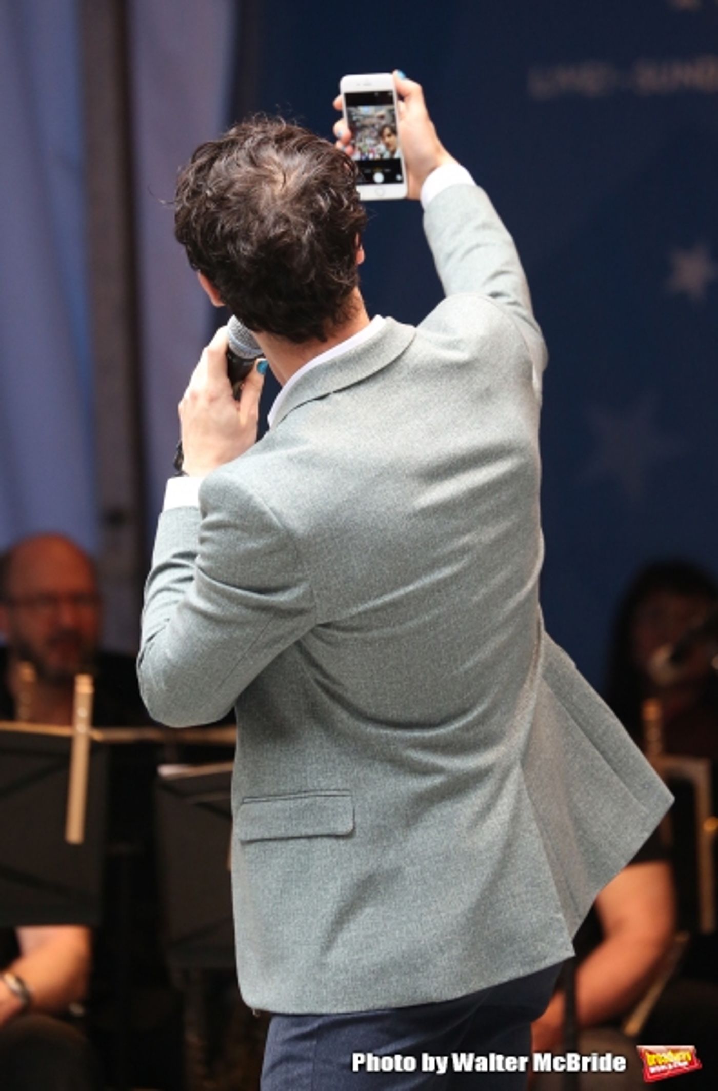 Photo Coverage: Singin' in the Street! Broadway Unites for Another Year of Stars in the Alley - Part One  Image