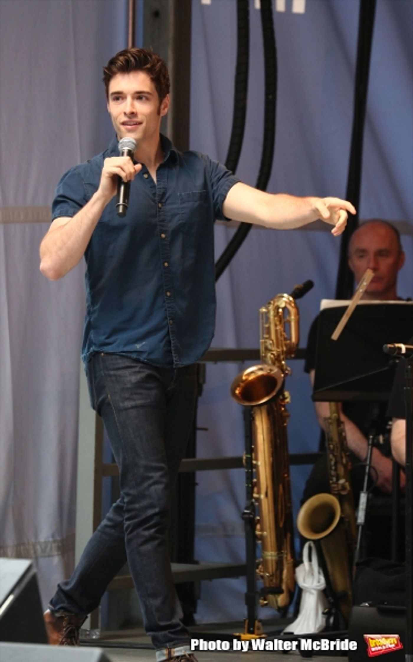 Photo Coverage: Singin' in the Street! Broadway Unites for Another Year of Stars in the Alley - Part One  Image