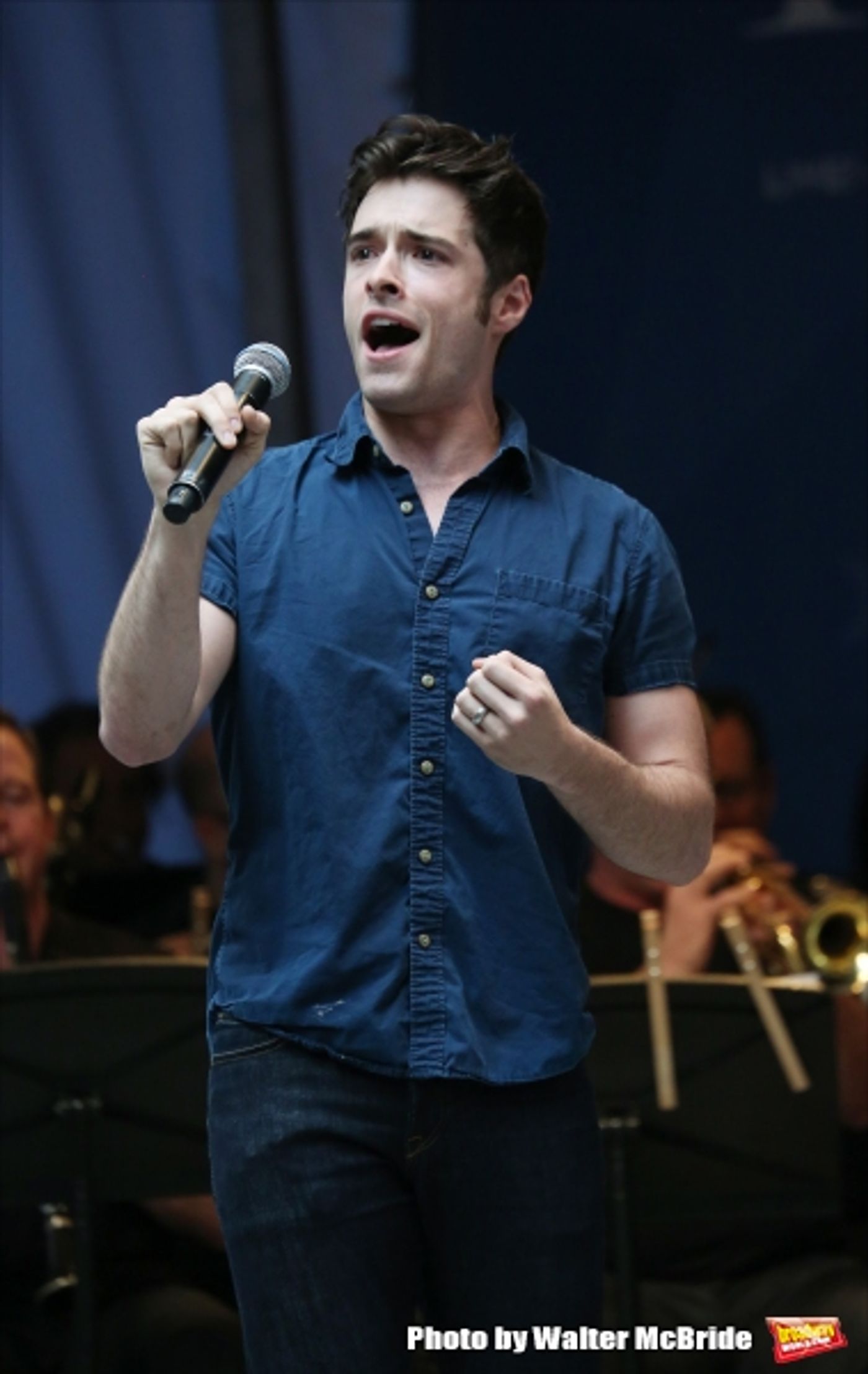 Photo Coverage: Singin' in the Street! Broadway Unites for Another Year of Stars in the Alley - Part One  Image