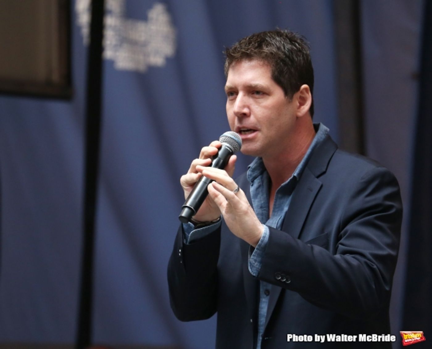 Photo Coverage: Singin' in the Street! Broadway Unites for Another Year of Stars in the Alley - Part One  Image