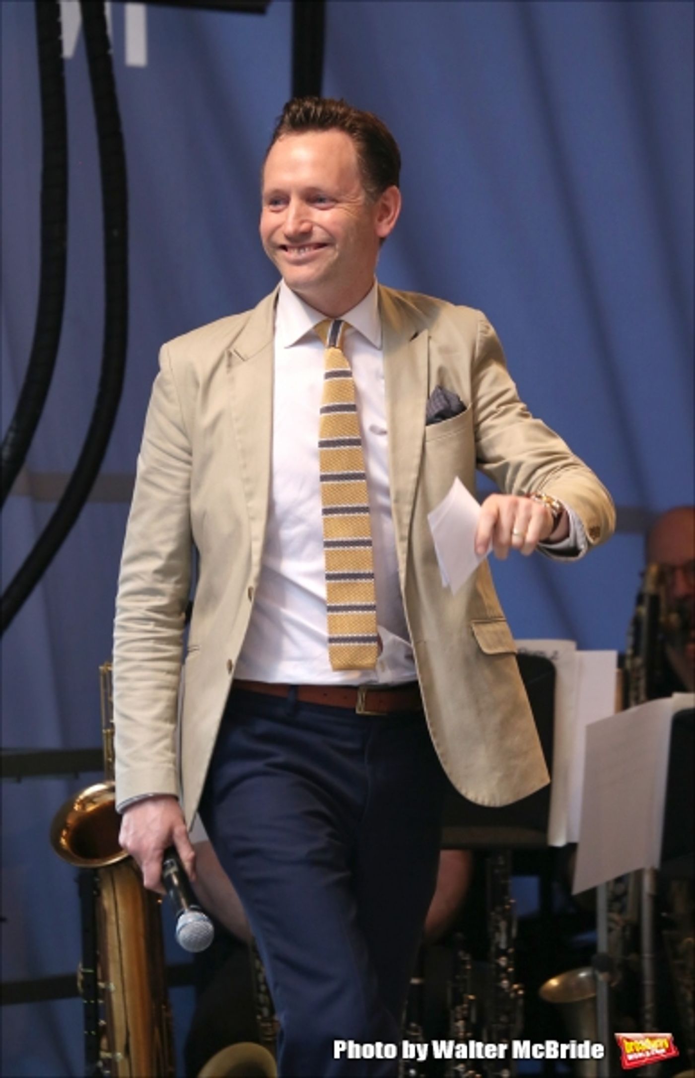 Photo Coverage: Singin' in the Street! Broadway Unites for Another Year of Stars in the Alley - Part One  Image