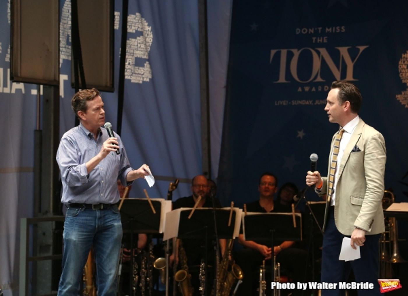 Photo Coverage: Singin' in the Street! Broadway Unites for Another Year of Stars in the Alley - Part One  Image