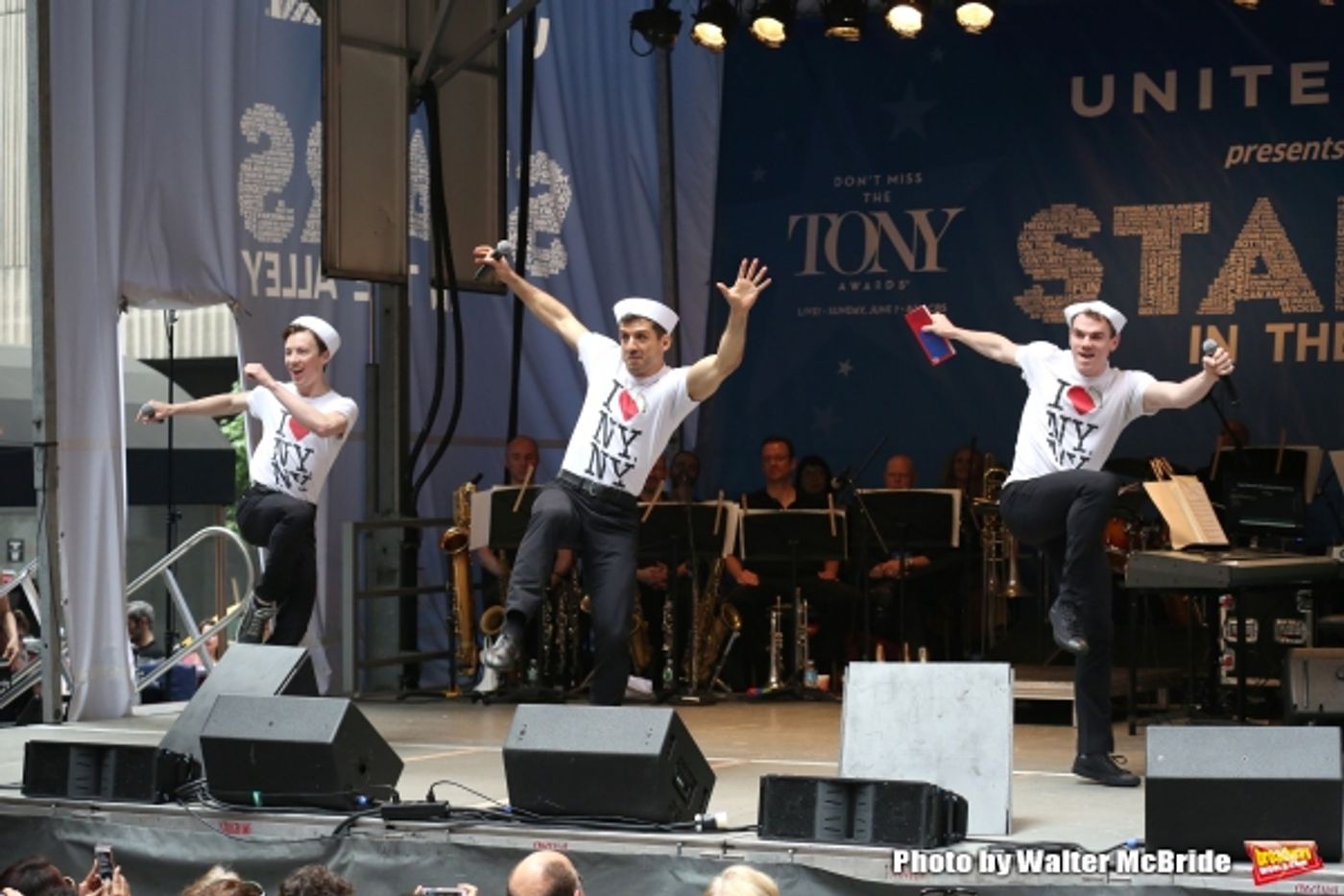 Photo Coverage: Singin' in the Street! Broadway Unites for Another Year of Stars in the Alley - Part One  Image