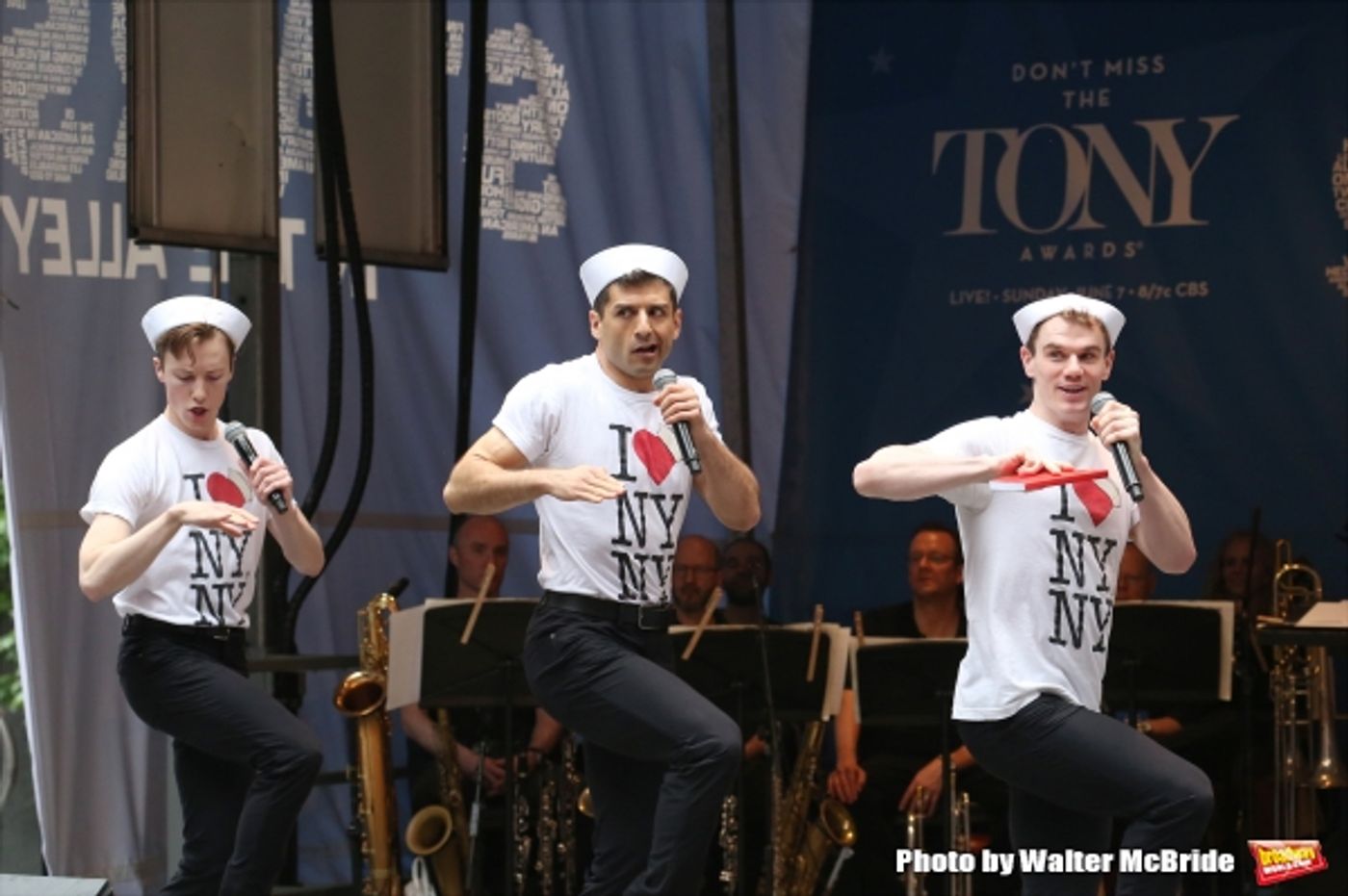 Photo Coverage: Singin' in the Street! Broadway Unites for Another Year of Stars in the Alley - Part One  Image
