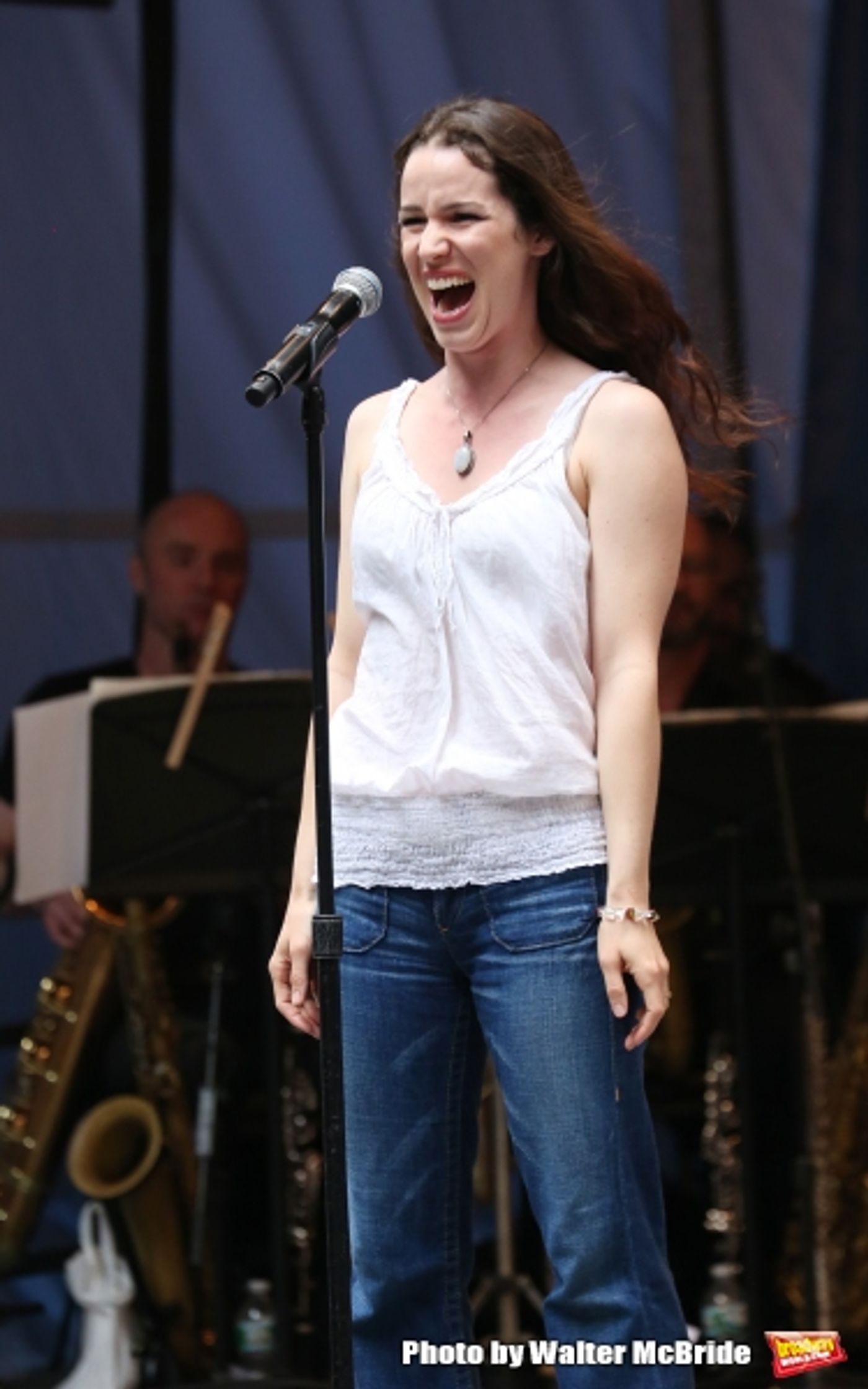 Photo Coverage: Singin' in the Street! Broadway Unites for Another Year of Stars in the Alley - Part One  Image