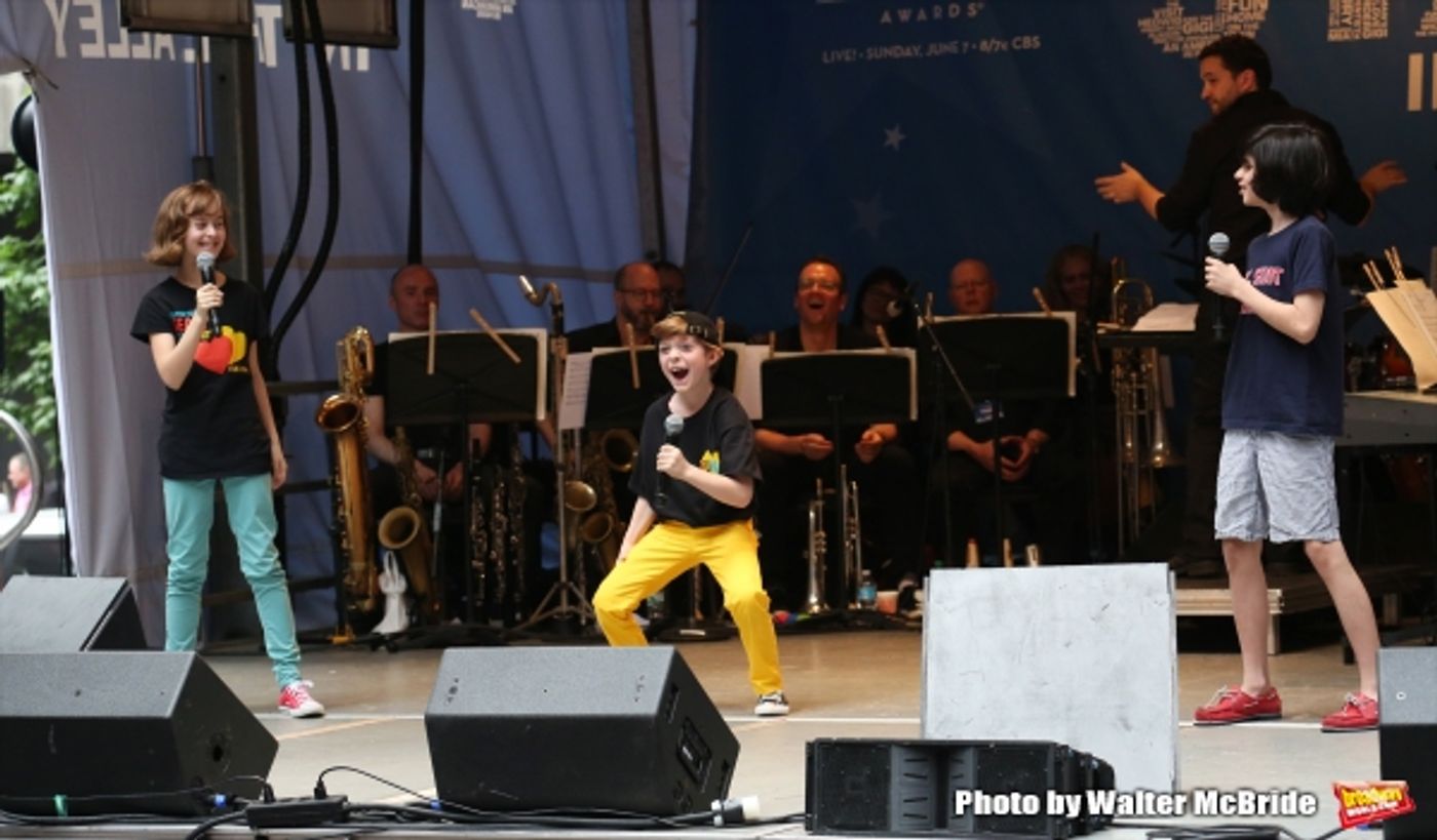 Photo Coverage: Singin' in the Street! Broadway Unites for Another Year of Stars in the Alley - Part Two Photo Coverage: Singin' in the Street! Broadway Unites for Another Year of Stars in the Alley - Part Two Image