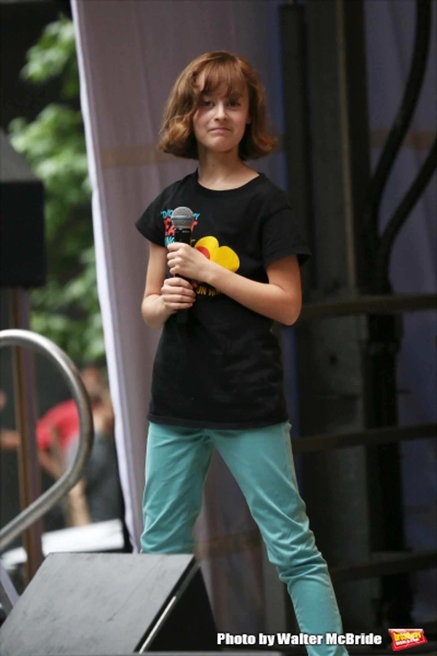 Photo Coverage: Singin' in the Street! Broadway Unites for Another Year of Stars in the Alley - Part Two  Image