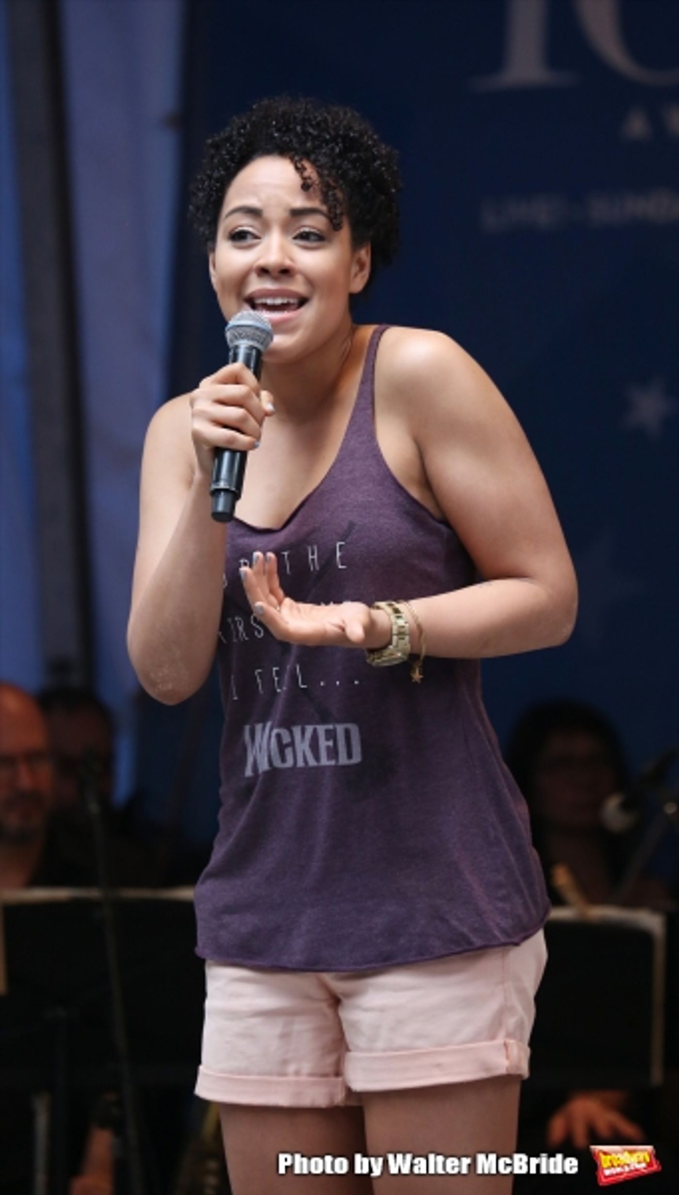 Photo Coverage: Singin' in the Street! Broadway Unites for Another Year of Stars in the Alley - Part Two  Image