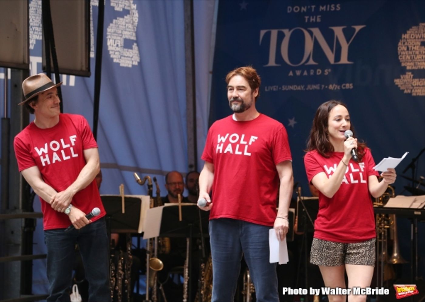 Photo Coverage: Singin' in the Street! Broadway Unites for Another Year of Stars in the Alley - Part Two Photo Coverage: Singin' in the Street! Broadway Unites for Another Year of Stars in the Alley - Part Two Image