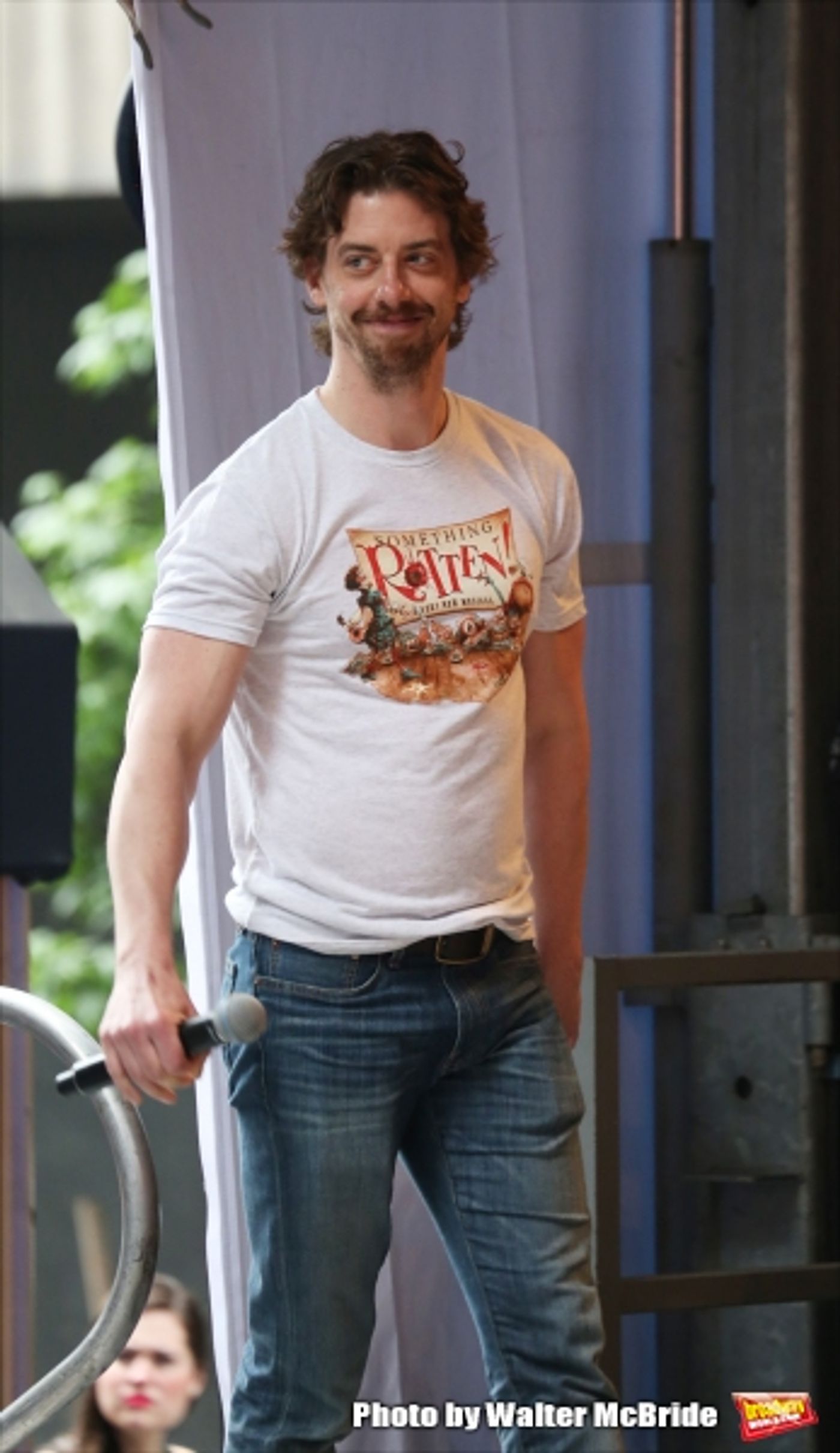 Photo Coverage: Singin' in the Street! Broadway Unites for Another Year of Stars in the Alley - Part Two  Image