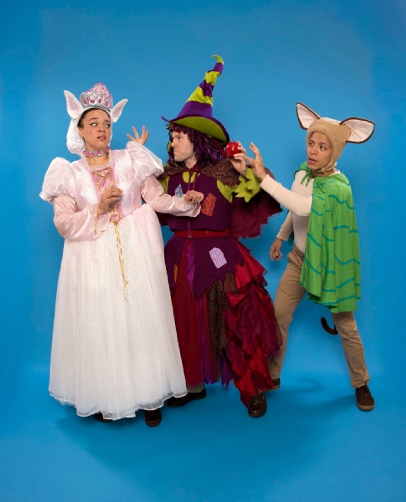 Photo Flash: SKIPPYJON JONES SNOW WHAT ( & THE 7 CHIHUAHUAS) Begins Today Off-Broadway  Image