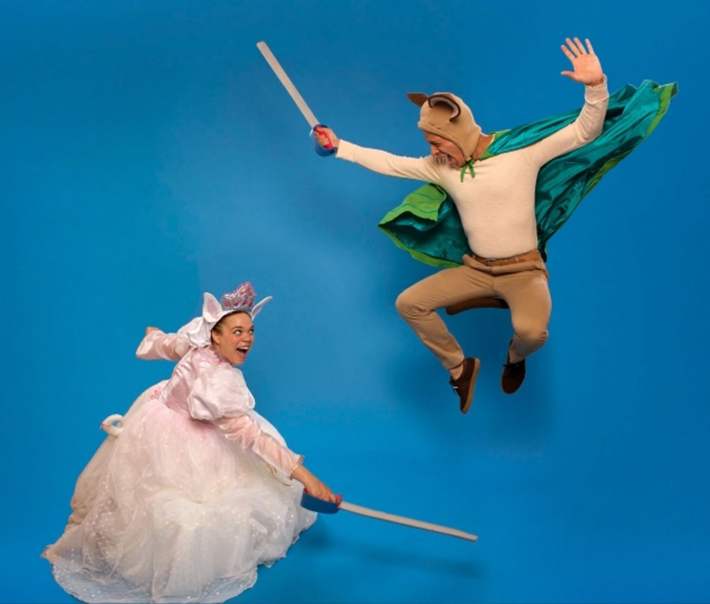 Photo Flash: SKIPPYJON JONES SNOW WHAT ( & THE 7 CHIHUAHUAS) Begins Today Off-Broadway  Image