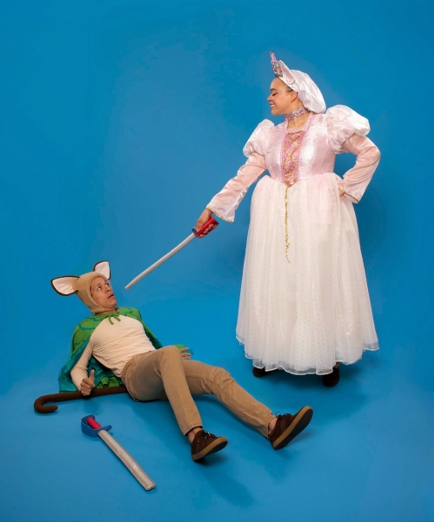 Photo Flash: SKIPPYJON JONES SNOW WHAT ( & THE 7 CHIHUAHUAS) Begins Today Off-Broadway  Image