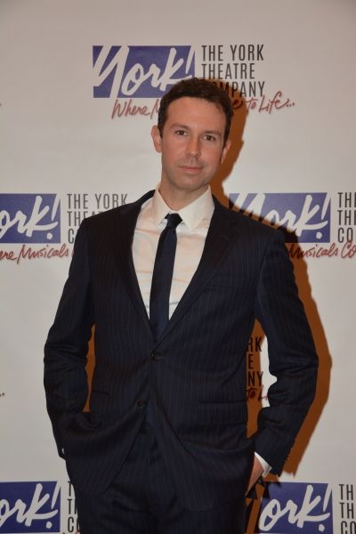 Jeremy Benton Photo
