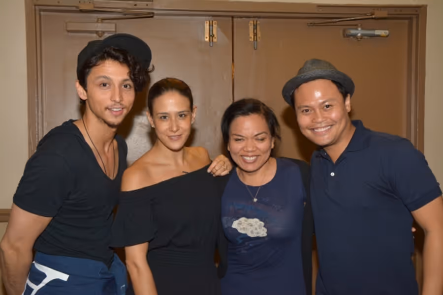 Photo Coverage: DOCTOR ZHIVAGO Cast Records Album Image