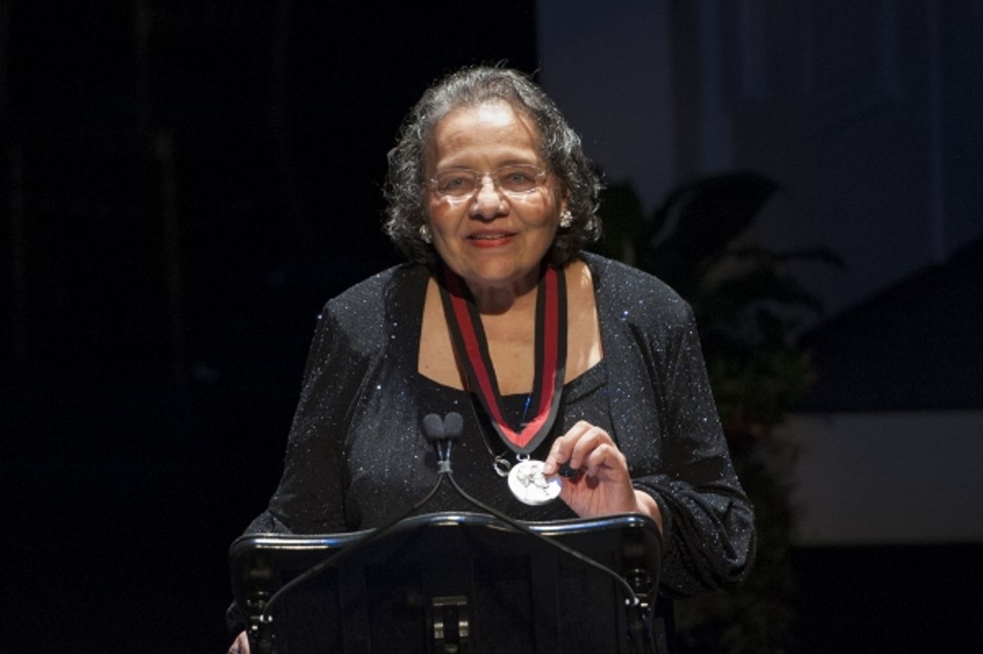 Photo Flash: Tommy Tune, 2CELLOS, Martina McBride, Joss Stone, Boyz II Men and More Perform at Ford's Theatre's 2015 Gala Photo Flash: Tommy Tune, 2CELLOS, Martina McBride, Joss Stone, Boyz II Men and More Perform at Ford's Theatre's 2015 Gala Image