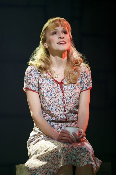 Jennifer Blood Photo