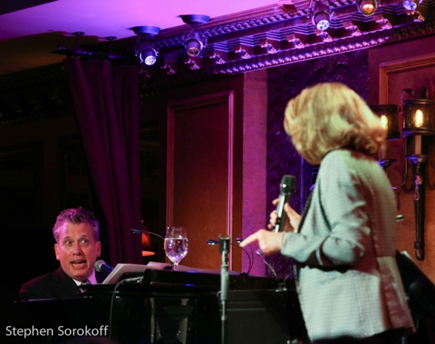 Photo Coverage: Linda Lavin Brings 'Starting Over' to 54 Below  Image