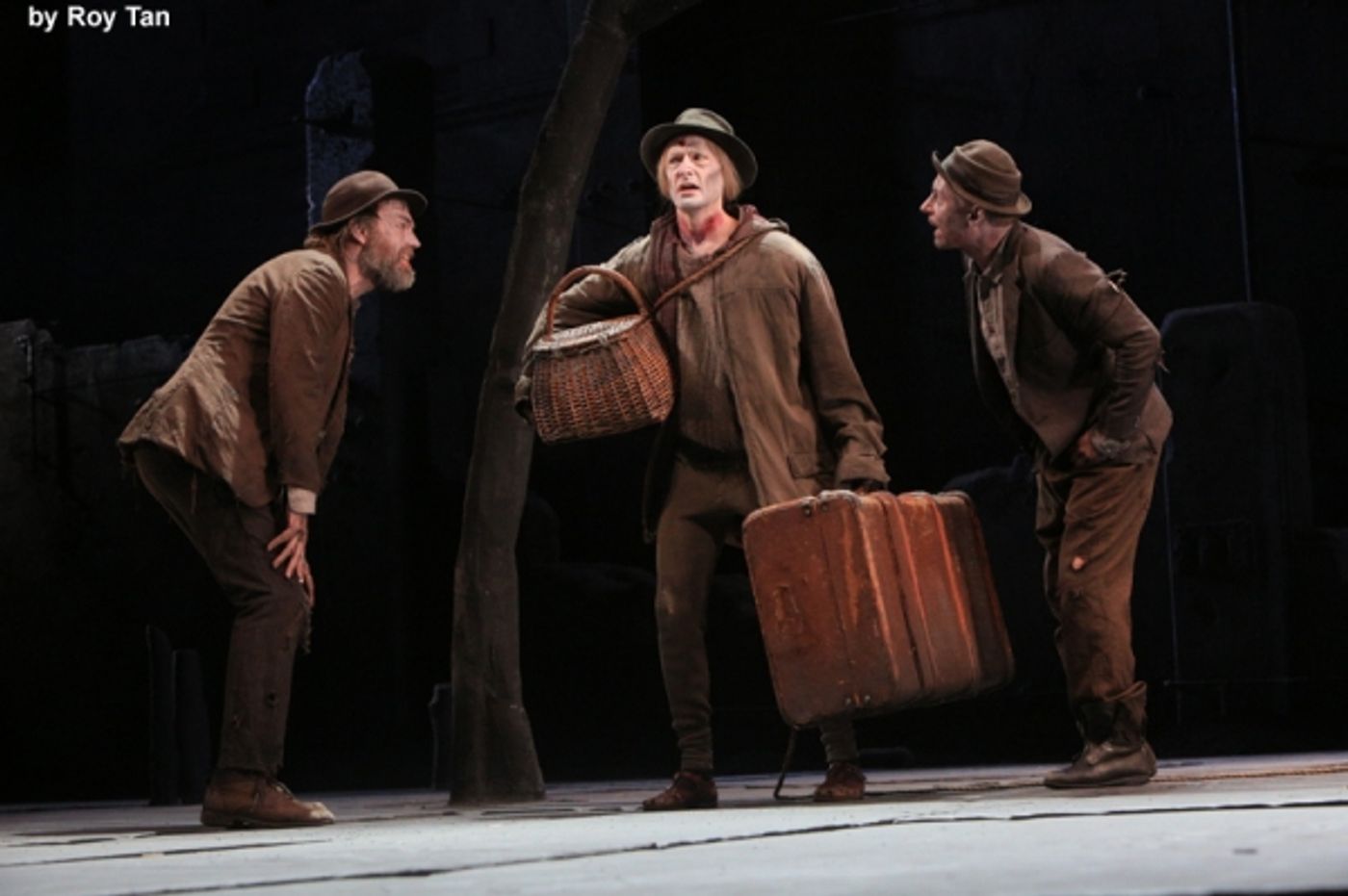 Photo Flash: First Look at Hugo Weaving, Richard Roxburgh and More in WAITING FOR GODOT Image