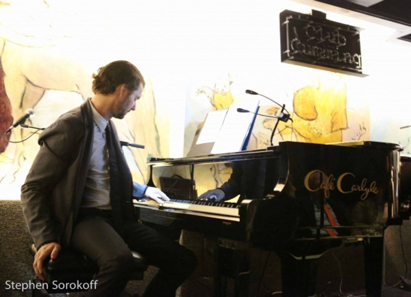 Photo Coverage: ALAN CUMMING SINGS SAPPY SONGS at Cafe Carlyle  Image
