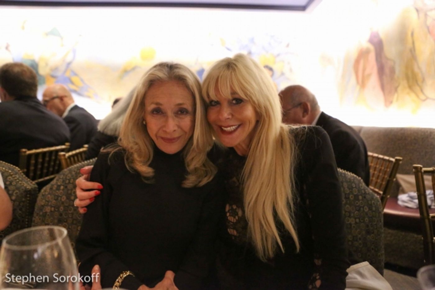 Photo Coverage: ALAN CUMMING SINGS SAPPY SONGS at Cafe Carlyle  Image