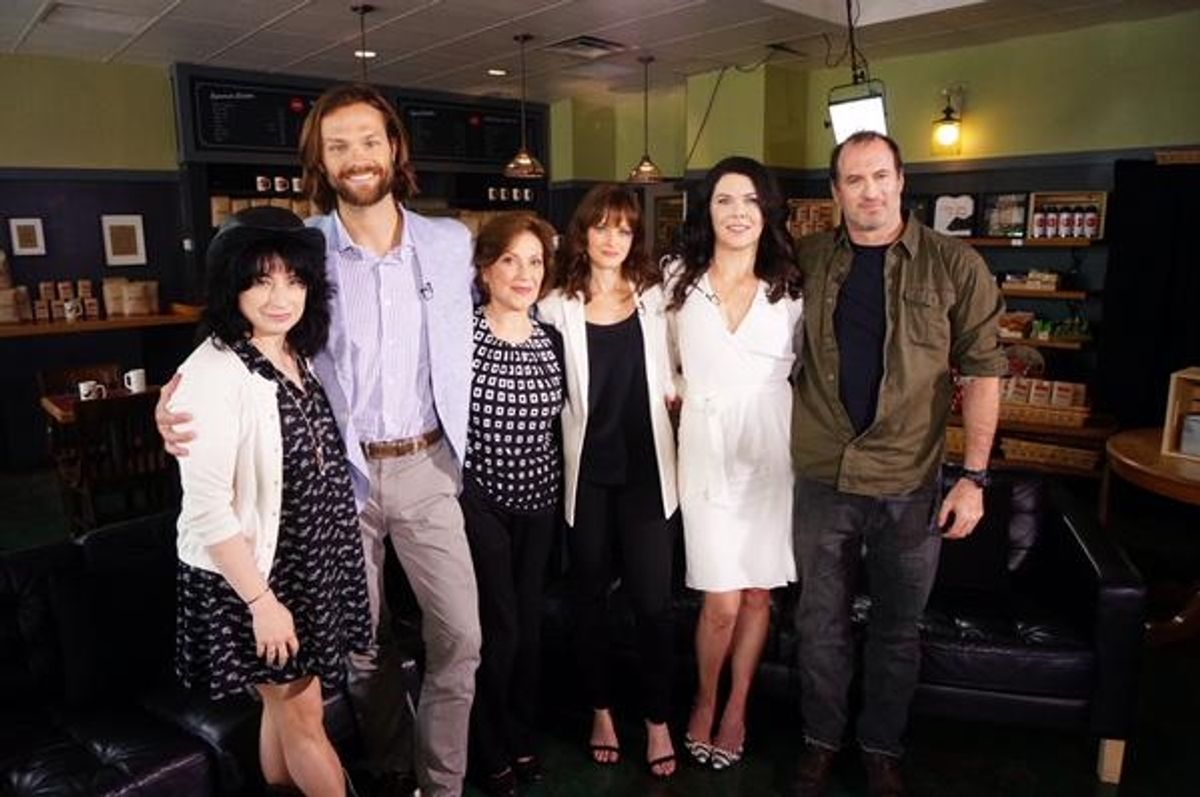 Amy Sherman-Palladino, Jared Padalecki, Kelly Bishop, Alexis Bledel, Lauren Graham, Scott Patterson at 