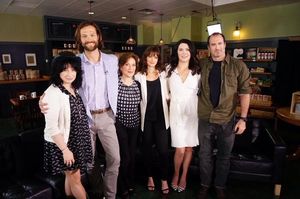Amy Sherman-Palladino, Jared Padalecki, Kelly Bishop, Alexis Bledel, Lauren Graham, Scott Patterson @ BroadwayWorld Amy Sherman-Palladino, Jared Padalecki, Kelly Bishop, Alexis Bledel, Lauren Graham, S Photo