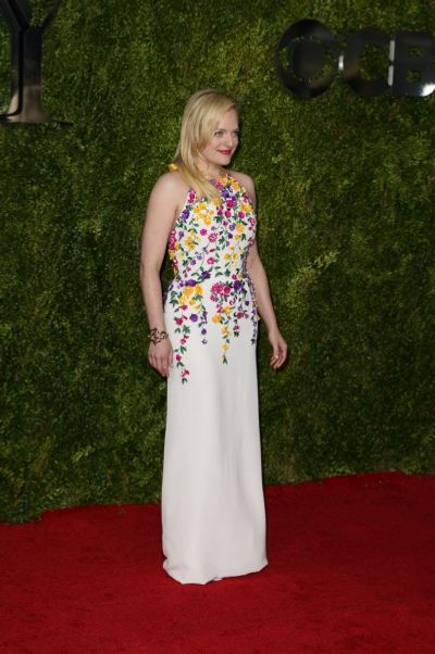 Elisabeth Moss Photo