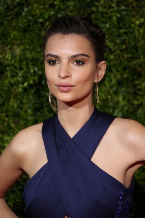 Emily Ratajkowski Photo