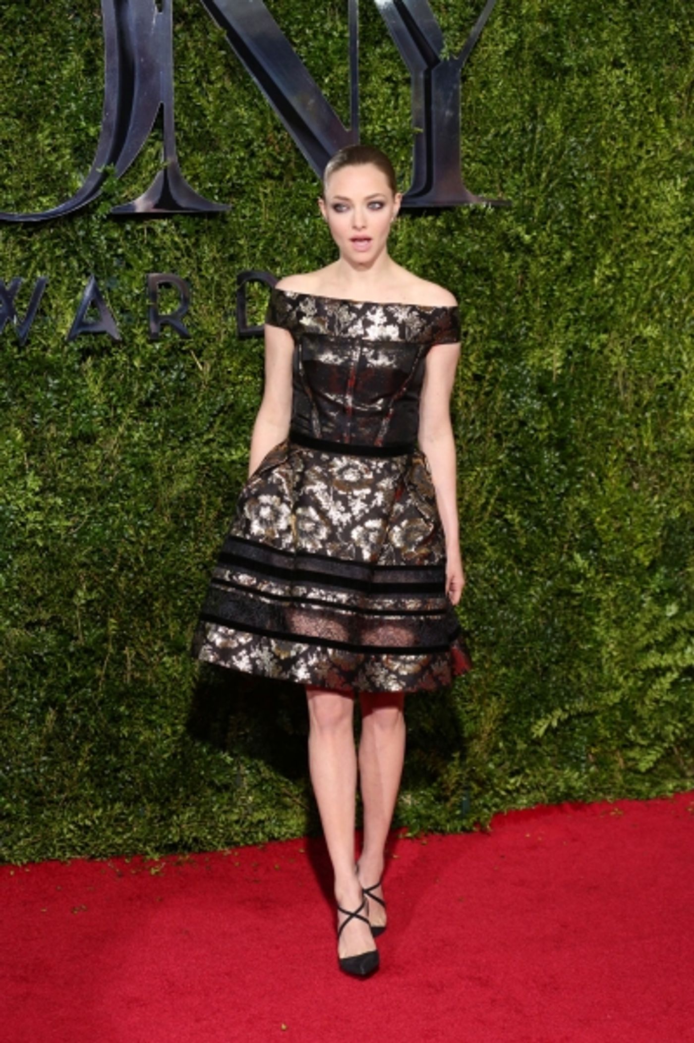 Photo Coverage: 2015 Tony Awards Red Carpet Arrivals - Part 4 Image