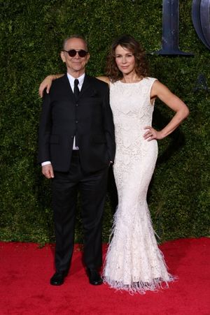 Jennifer Grey with dad Joel Grdy Photo