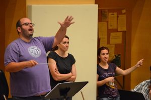 Cesar Belda, Sara Perez y Merce Grane. Foto: Maria Aparicio @ BroadwayWorld Cesar Belda, Sara Perez y Merce Grane. Foto: Maria Aparicio Photo