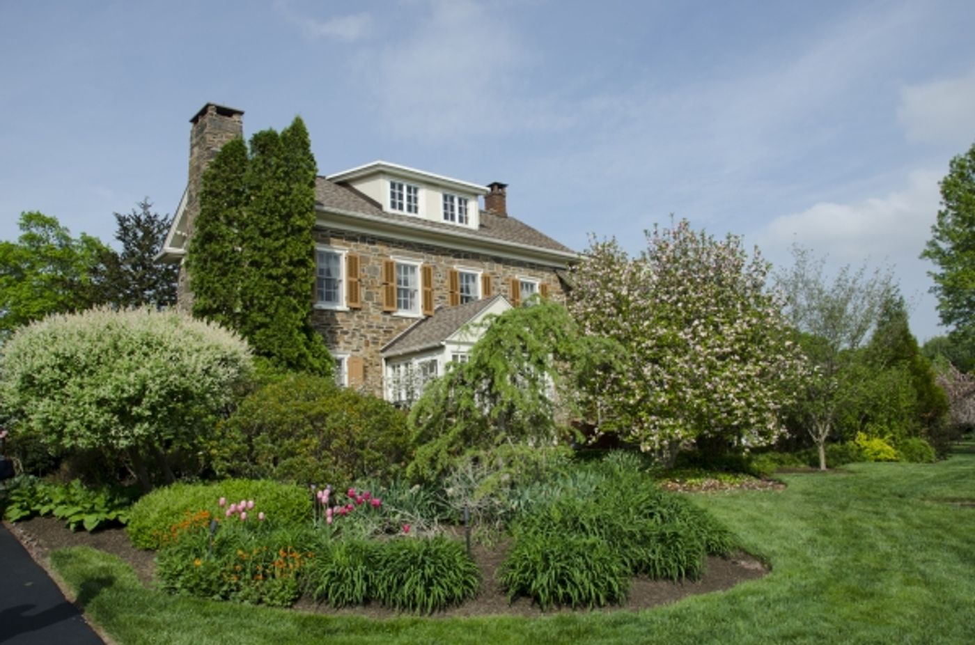 Photo Flash: Alan Cumming Headlines Bucks County Playhouse's GALAVANT IN THE GARDEN Photo Flash: Alan Cumming Headlines Bucks County Playhouse's GALAVANT IN THE GARDEN Image