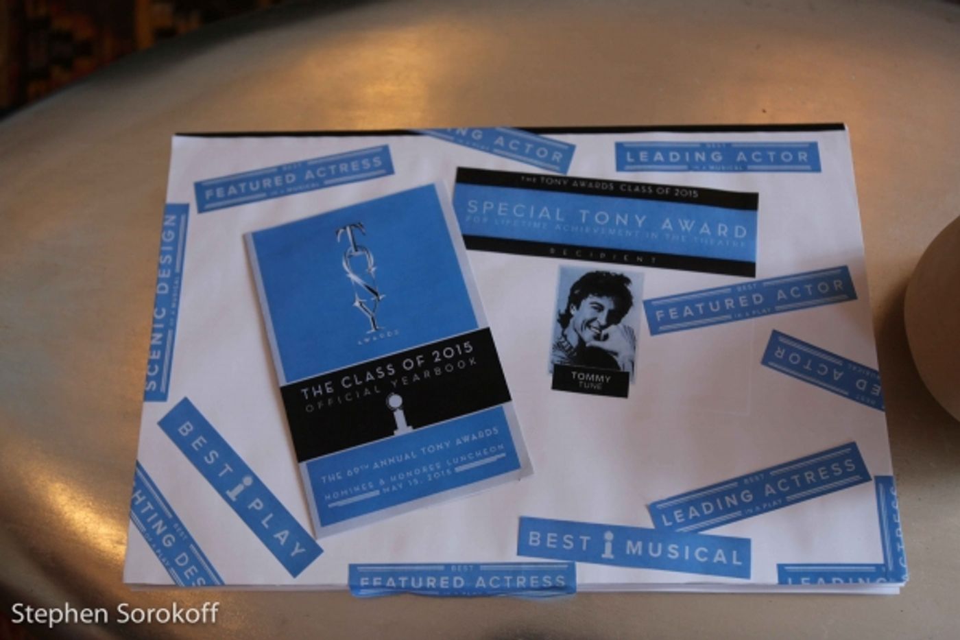 Photo Coverage: Tommy Tune Brings Home Lifetime Achievement Tony Award Photo Coverage: Tommy Tune Brings Home Lifetime Achievement Tony Award Image