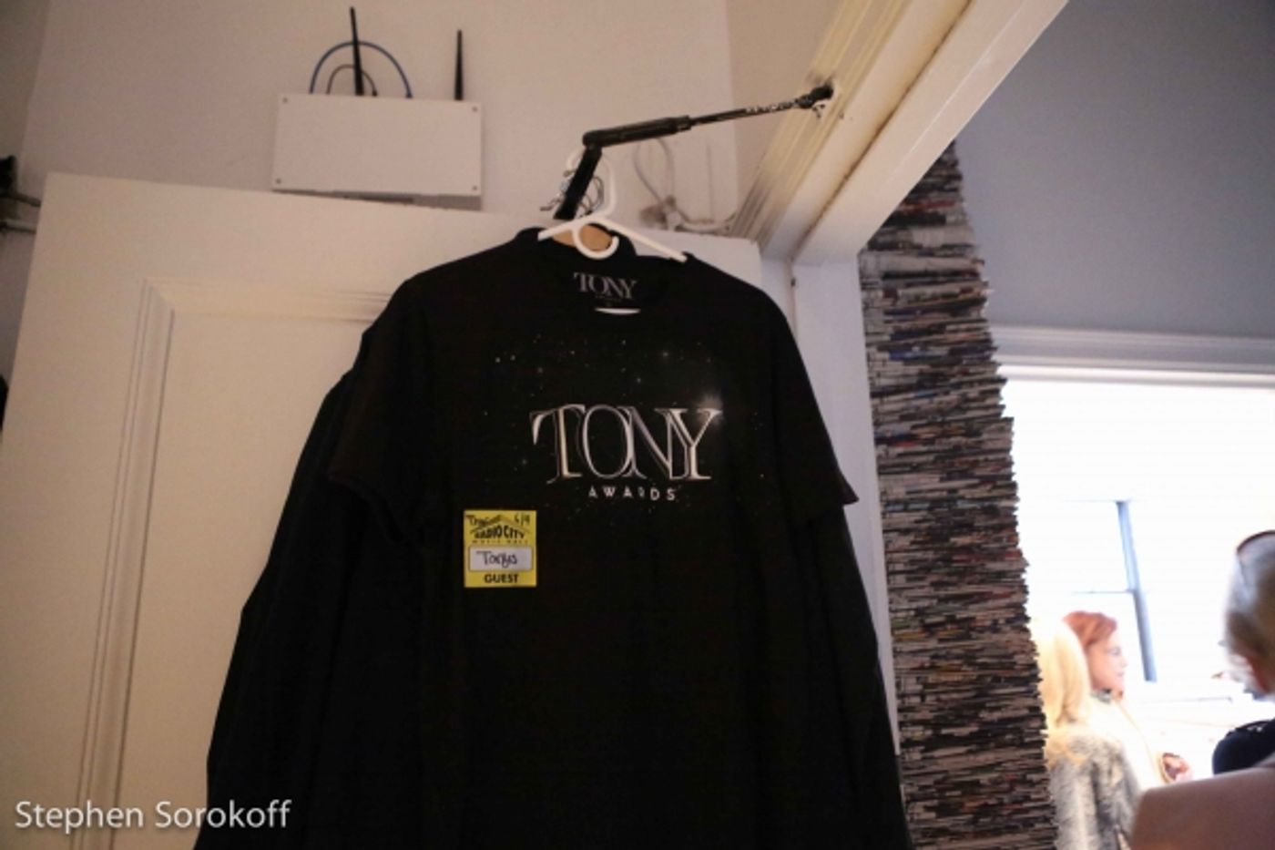 Photo Coverage: Tommy Tune Brings Home Lifetime Achievement Tony Award Photo Coverage: Tommy Tune Brings Home Lifetime Achievement Tony Award Image