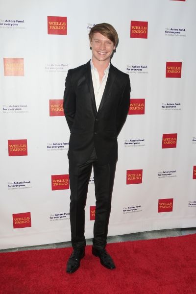 Calum Worthy Photo